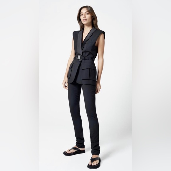 SMYTHE
Belted Sleeveless Blazer/vest - Black size 8 - Picture 3 of 11